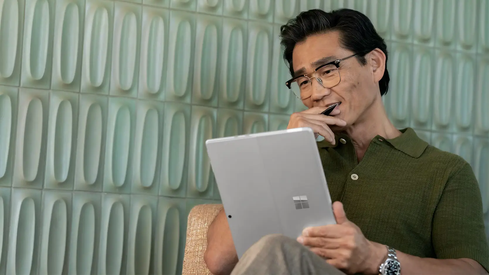 Maintain control with Surface IT Toolkit